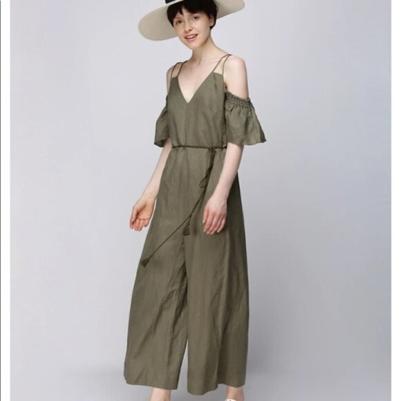 Caara Cold Shoulder Jumper Army Green size X-Small new with tags #106 - Picture 1 of 8